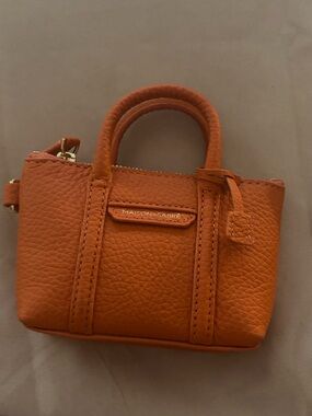 The SABRÉMOJI Petite Palais Bag Charm